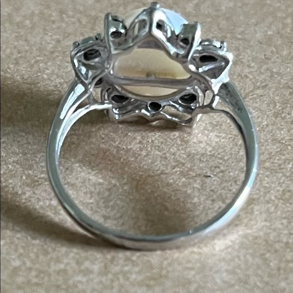 ๐HP๐ Sterling Silver, Imperial Pearl, and Diamond Halo Ring, Size 7 - Picture 6 of 10
